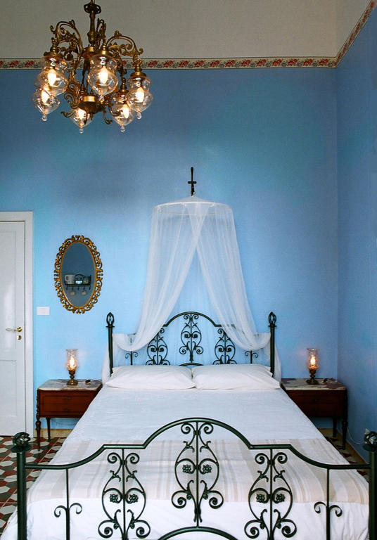 5 Balconi B&B Catania Ruang foto